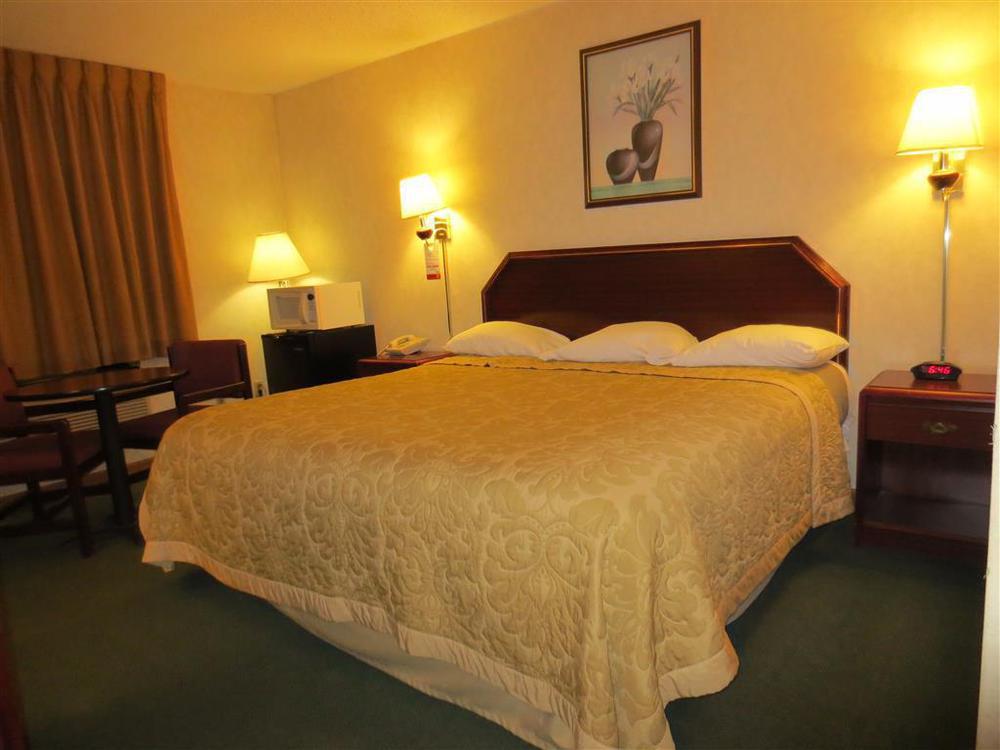 Americas Best Value Inn-Wenona Habitación foto