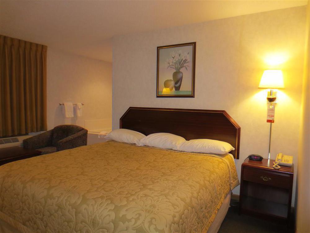 Americas Best Value Inn-Wenona Habitación foto